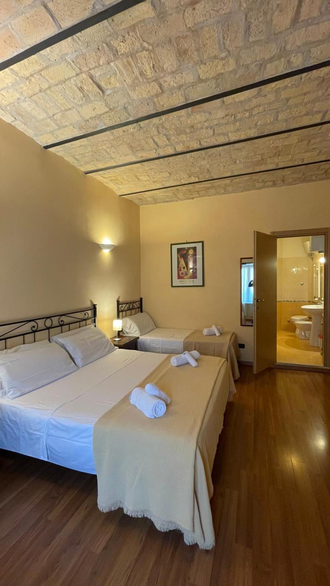 Holiday Suite Roma Appartement *